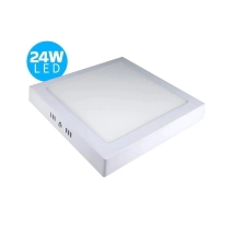 PLAFON LED CUADRADO DE SUPERFICIE 24W LUZ FRIA CANDELA