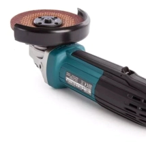 AMOLADORA ANGULAR 4.1/2 MAKITA 720 W. G. PALETA